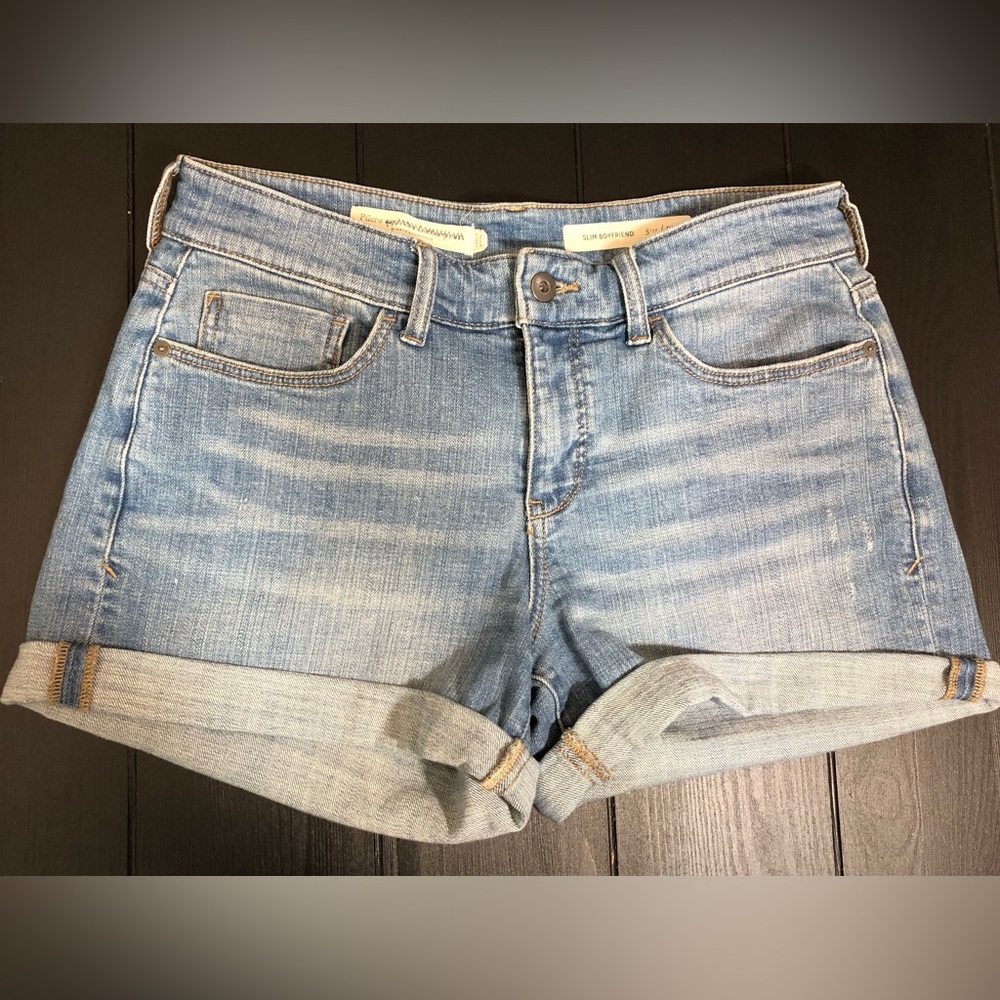 Pilcro by Anthropologie slim boyfriend Light Blue Jean Shorts